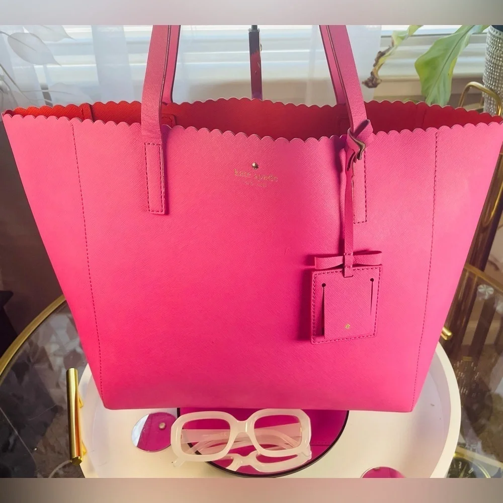 “Host Pick”KATE SPADE Cape Drive Hallie Tulip Pink/Bright Papaya Tote